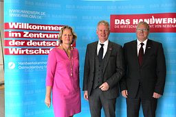 Frau Ass. C. Alder, H. Schwannecke, H.-P. Siegmeier