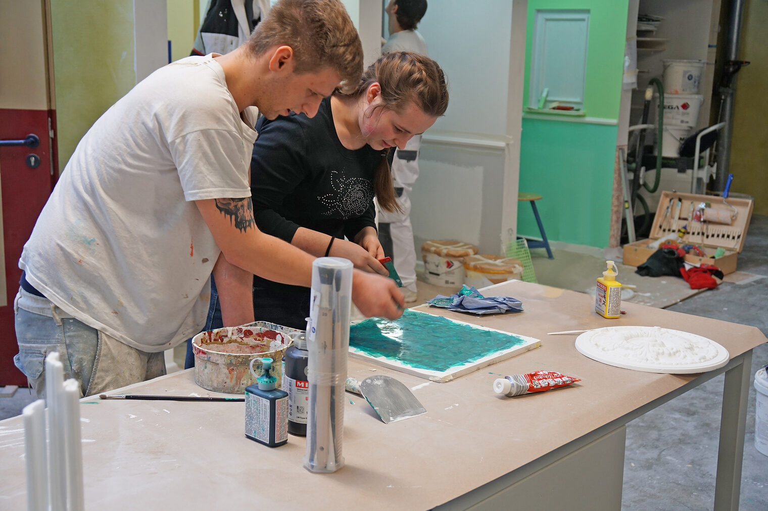 Besuch einer Klasse des berufsvorbereitenden Jahr aus Bad Doberan im Handwerkerbildungszentrum Rostock am 15. November 2017