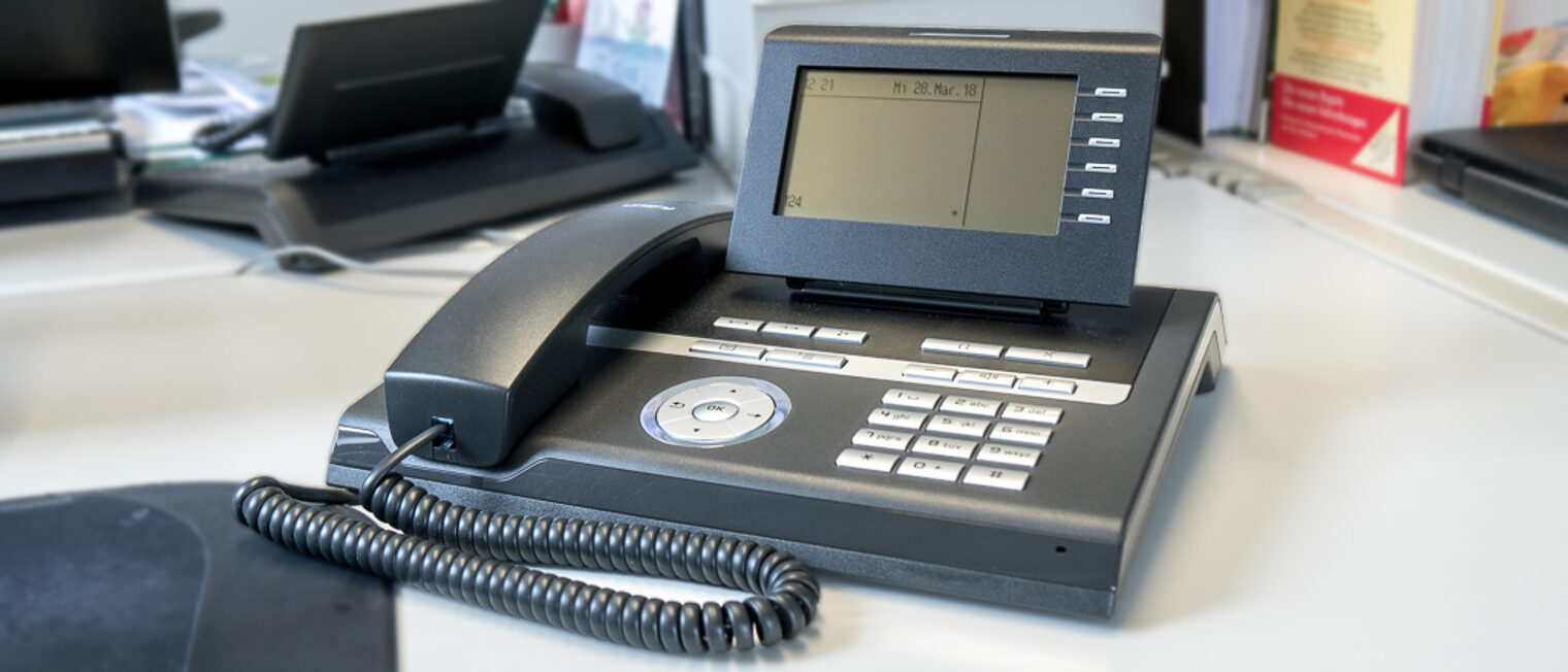 Titelbild Kommunikationstechnik