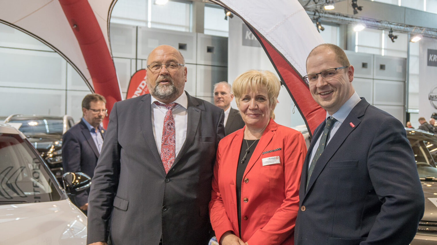 Minister Harry Glawe (links), Geschäftsführerin der inRostock GmbH Petra Burmeister (mitte) und Vizepräsident der Handwerkskammer Ostmecklenburg-Vorpommern Jens Meinert (rechts)
