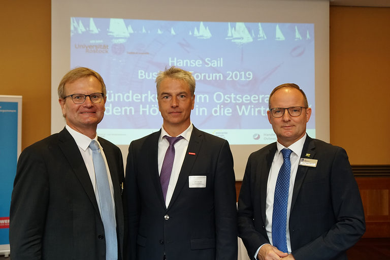 Jens Rademacher (Hauptgeschäftsführer IHK Rostock), Jens-Uwe Hopf (Hauptgeschäftsführer HWK OMV), Ulf Mauderer (Unternehmerverband)