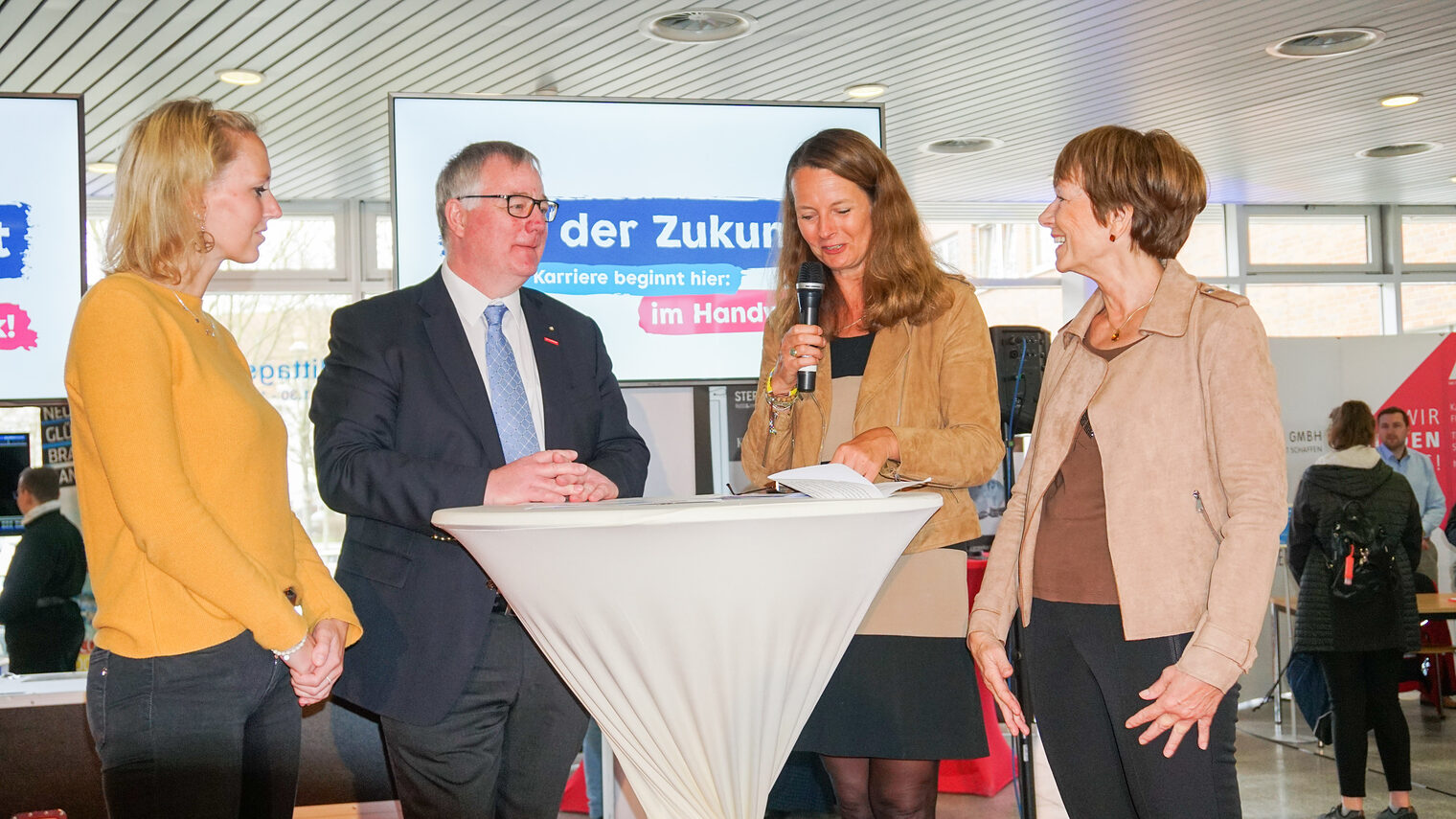 TdZ-Schütt Stiftung-HWK04069