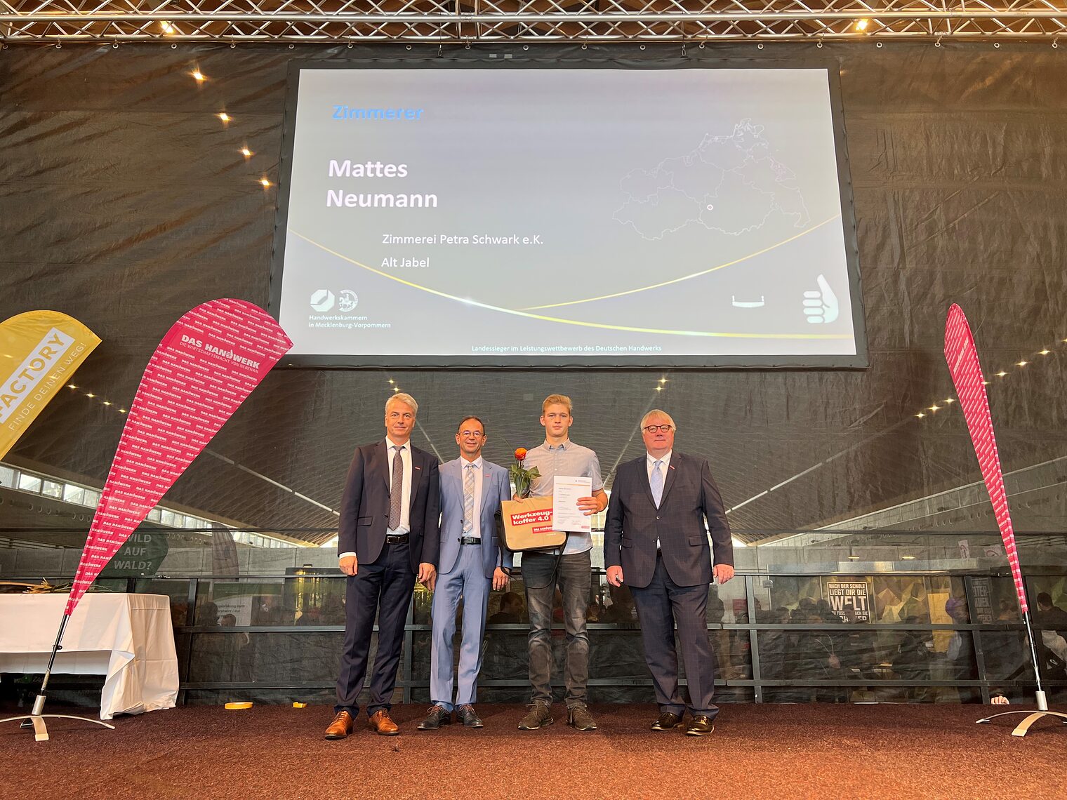 Leistungswettbewerb des Deutschen Handwerks 2022 - Auszeichnung der Landessieger M-V auf der Jobfactory in Rostock